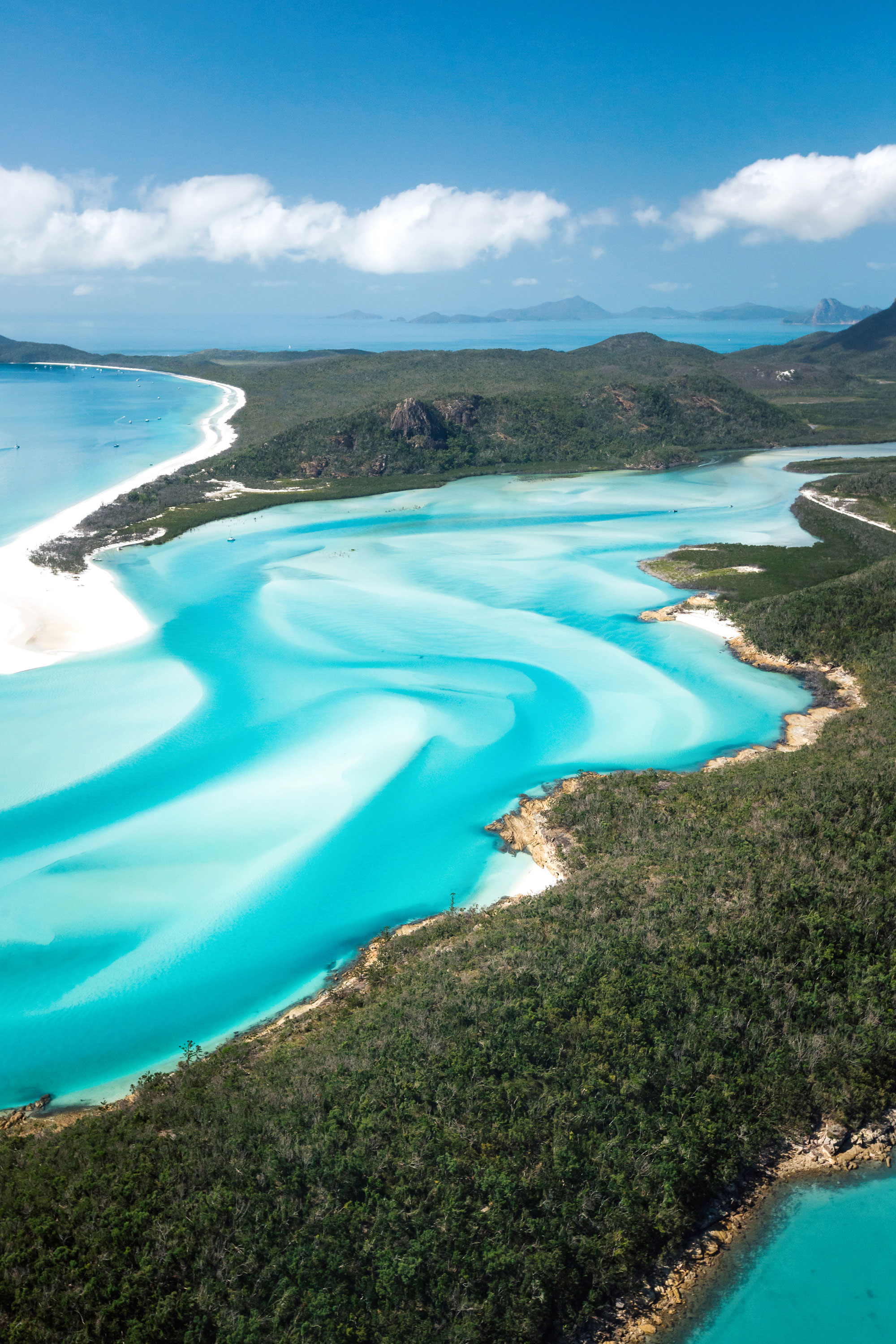 Boomerang's itinerary will have you sailing around many of the whitsundays islands during your 2 day and 2 night adventure. Boomerang 2 Day 2 Night Tripfarm