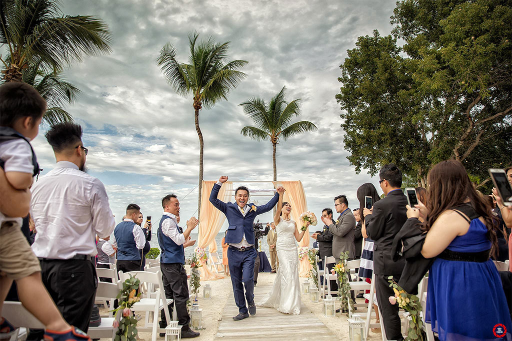 10 swimming pools, a nightclub, six restaurants and beach access. All Inclusive Wedding Packages In Florida Under 5000