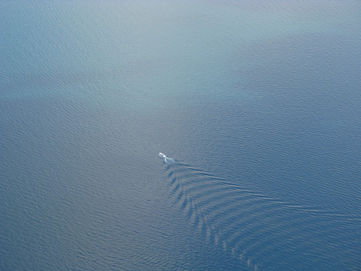 If you’re looking to get into the boating lifestyle, finding a pontoon boat on sale may be a good option. Boat Wakes From Above Epod A Service Of Usra
