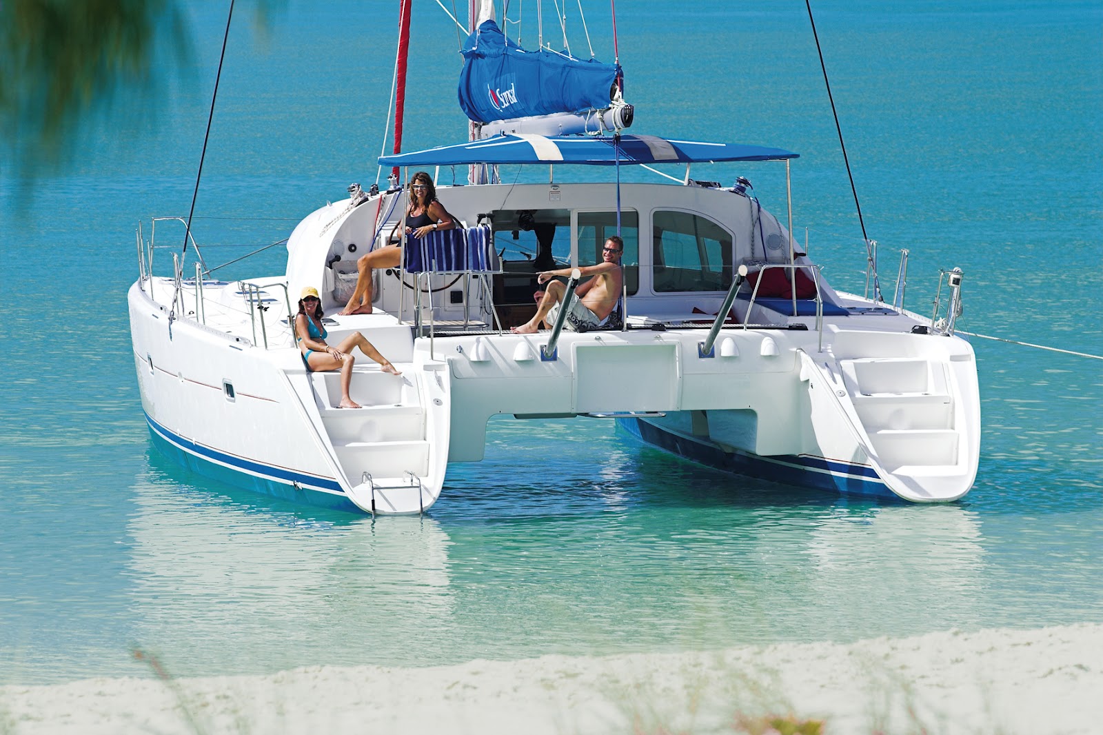 Whitsundays yacht charters offers a unique holiday experience at discounted rates. Sunlover Holidays Hiring A Yacht In The Whitsundays What You Need To Know